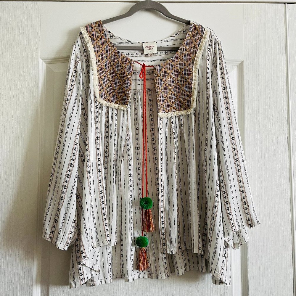 Hayden Los Angeles Womens Bohemian Long Sleeve Coverlet Size 1XL NWOT